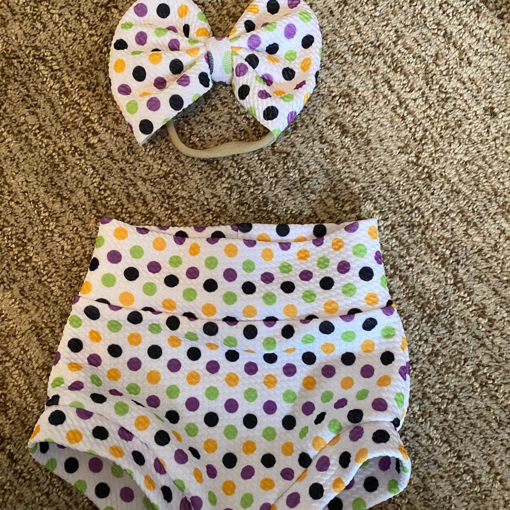 Halloween bummies and bow
